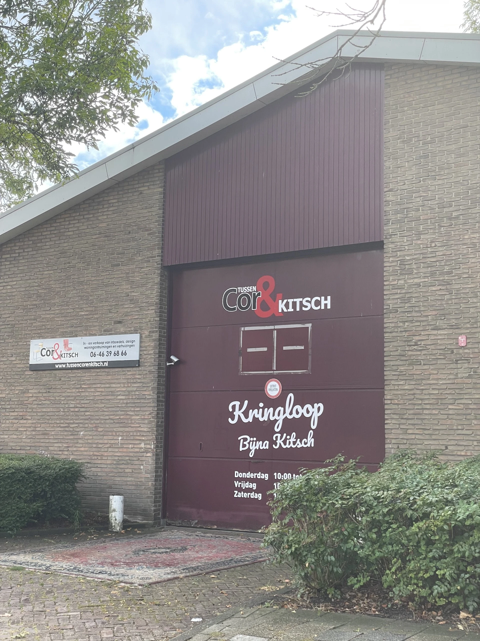 Kringloopwinkel Kringloopwinkel "bijna kitch" in Maassluis