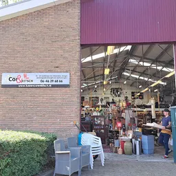 Bezoeker foto van Kringloopwinkel "bijna kitch" in Maassluis