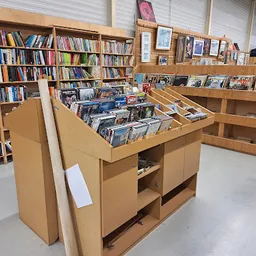 Bezoeker foto van Kringloopwinkel Bwri in Hoogezand