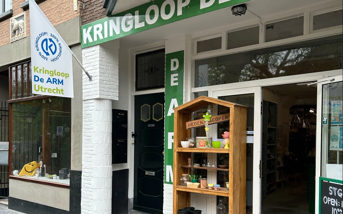 Kringloopwinkel Kringloopwinkel De Arm 247 in Utrecht