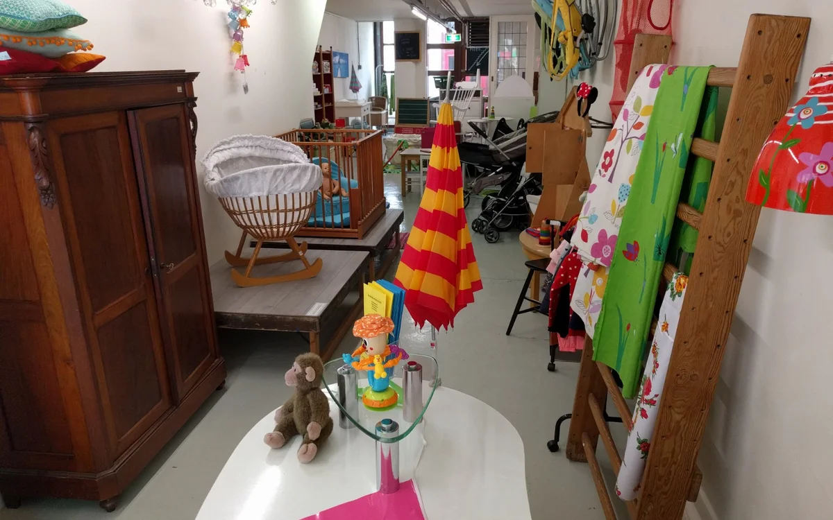 Kringloopwinkel Kringloopwinkel De Arm 274 (Kleding) in Utrecht