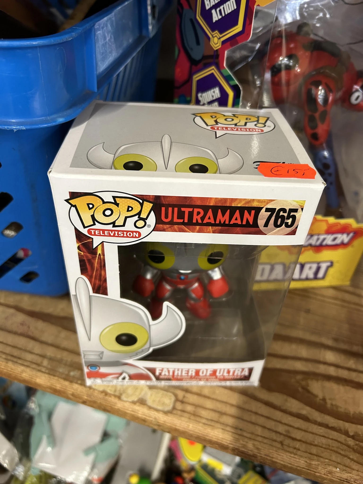 Funko Pop figuur van Ultraman in verpakking, close-up foto