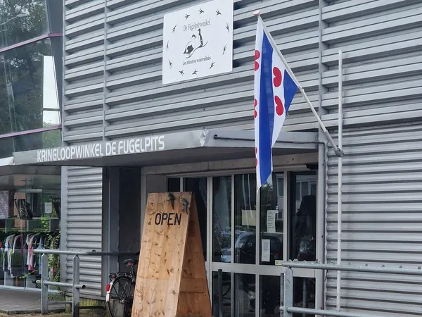 Kringloopwinkel Kringloopwinkel De Fûgelpits in Dokkum