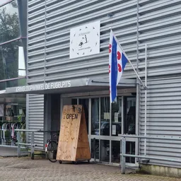 Kringloopwinkel Kringloopwinkel De Fûgelpits in Dokkum