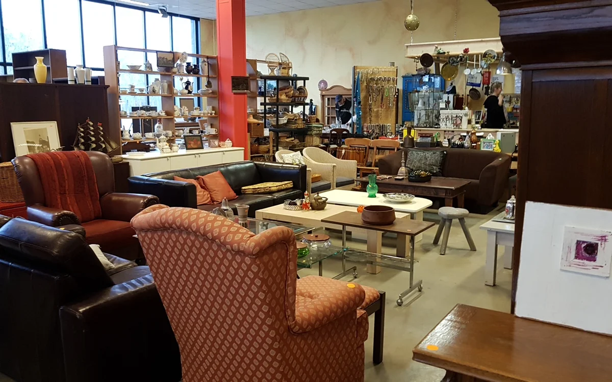 Kringloopwinkel Kringloopwinkel "De kring" in Meppel