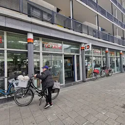 Bezoeker foto van Kringloopwinkel De Lokatie in Amsterdam