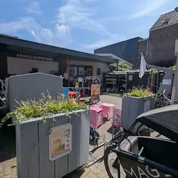 Bezoeker foto van Kringloopwinkel De Loop in Dordrecht