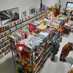 Kringloopwinkel Kringloopwinkel de snuffelhal in Putten