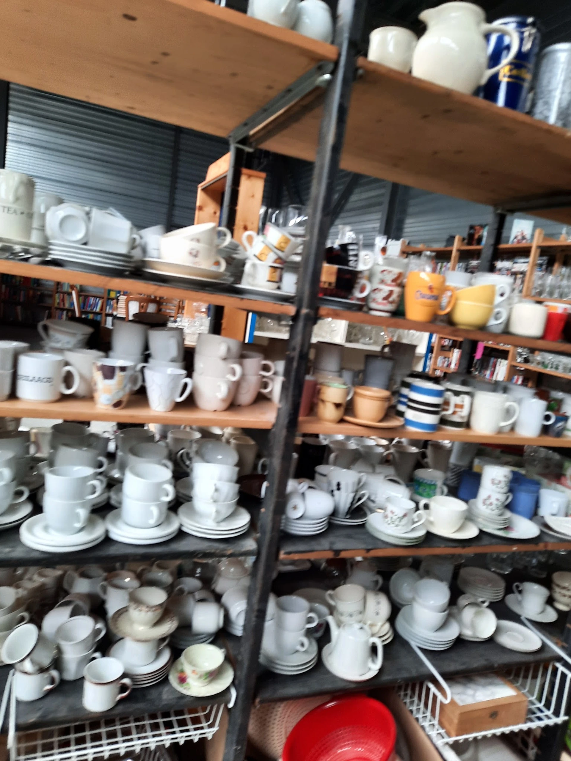 Bezoeker foto van Kringloopwinkel De Spoorwissel in Beilen