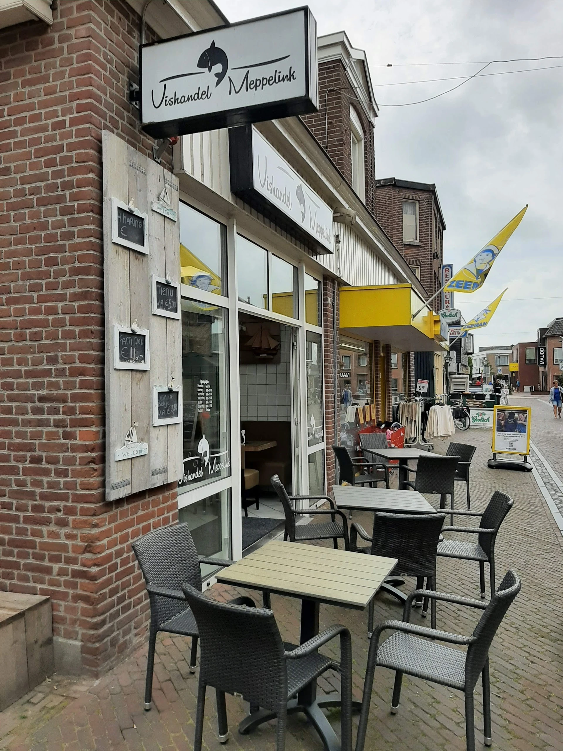 Kringloopwinkel De Spoorwissel in Beilen met tweedehands boeken, gereedschappen en huishoudelijke apparaten