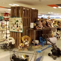 Bezoeker foto van Kringloopwinkel De Waar in Emmen