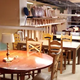 Bezoeker foto van Kringloopwinkel De Waar in Emmen