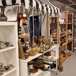 Bezoeker foto van Kringloopwinkel De Waar in Emmen