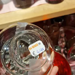 Bezoeker foto van Kringloopwinkel De Waar in Emmen