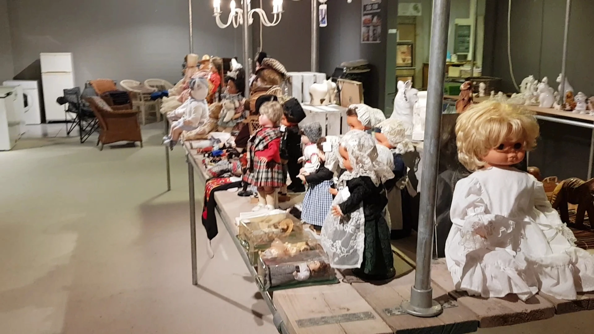 Kringloopwinkel Kringloopwinkel De Waar in Emmen