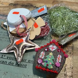 Bezoeker foto van Kringloopwinkel De Waarde in Utrecht