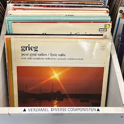 Bezoeker foto van Kringloopwinkel De Waarde in Utrecht