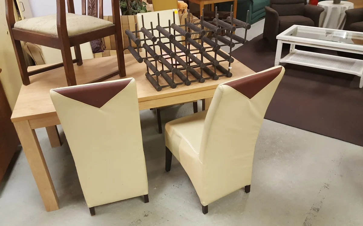 Kringloopwinkel Kringloopwinkel De Wissel Emmen in Emmen