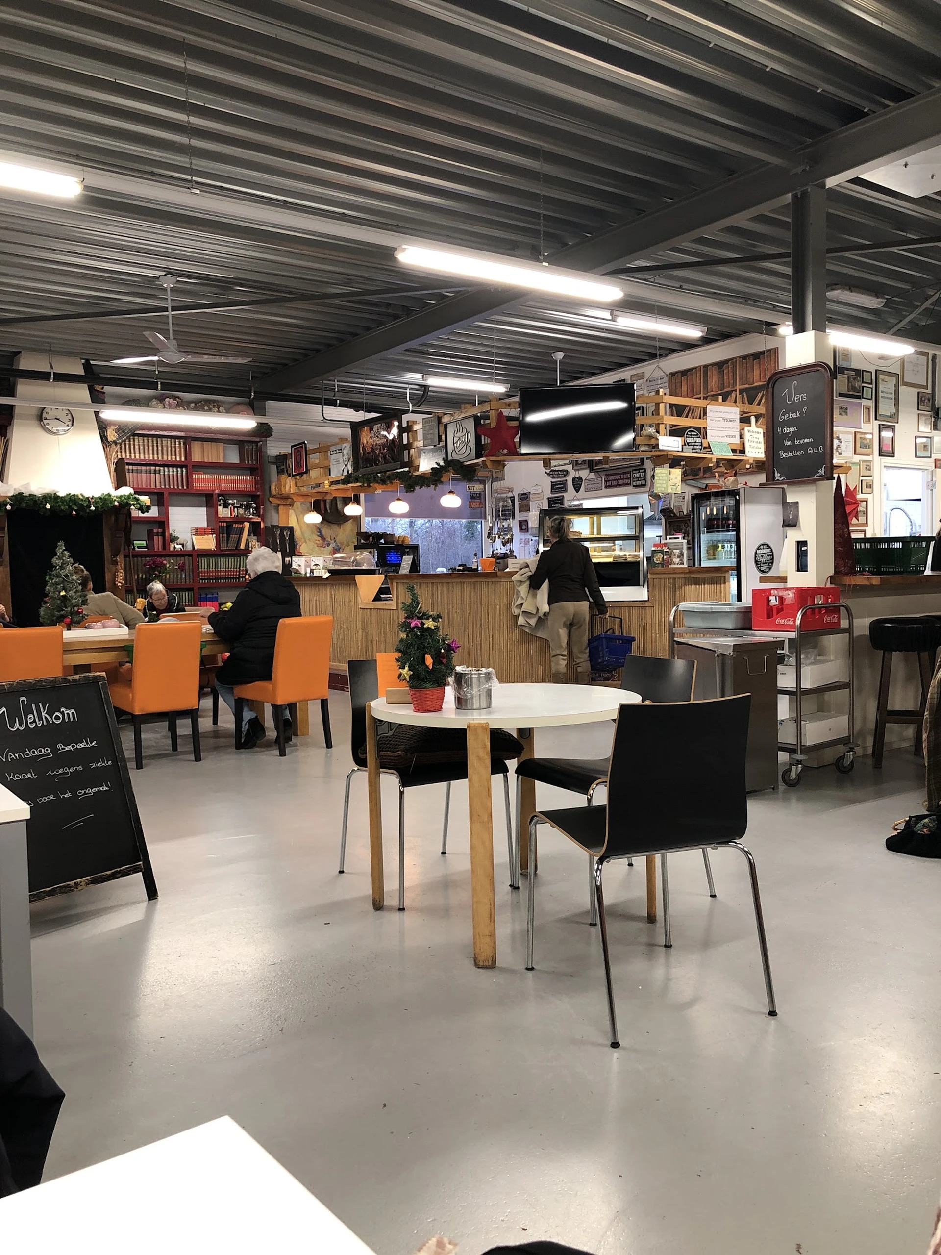 Bezoeker foto van Kringloopwinkel De Wolden in Ruinerwold