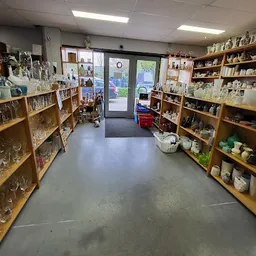 Bezoeker foto van Kringloopwinkel Deuroe Veuroe in Nieuwleusen