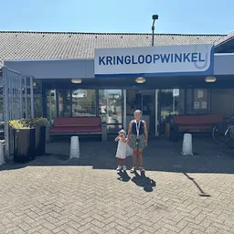 Bezoeker foto van Kringloopwinkel en werkplaats Verderest in Budel