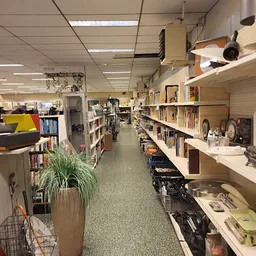 Bezoeker foto van Kringloopwinkel en werkplaats Verderest in Budel