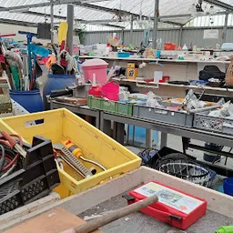 Bezoeker foto van Kringloopwinkel en werkplaats Verderest in Budel