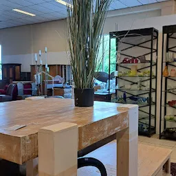 Bezoeker foto van Kringloopwinkel en werkplaats Verderest in Budel