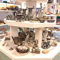 Bezoeker foto van Kringloopwinkel en werkplaats Verderest in Budel