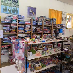 Bezoeker foto van Kringloopwinkel ErZitLigtIetsBijWa in Ewijk