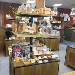 Bezoeker foto van Kringloopwinkel Goed Bezig in Nijkerk