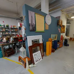 Bezoeker foto van Kringloopwinkel Goed Bezig in Nijkerk