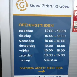 Openingstijden bordje met maandag tot en met vrijdag en zaterdag-zondaggegevens