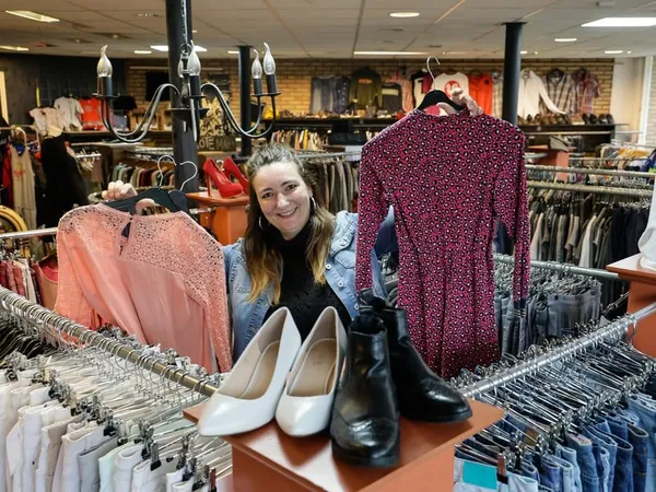 Kringloopwinkel Kringloopwinkel Goed Gekleed in Ursem