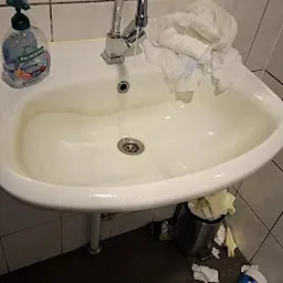 Bezoeker foto van Kringloopwinkel Goedkoop & Zo Breda Valkenstraat in Breda