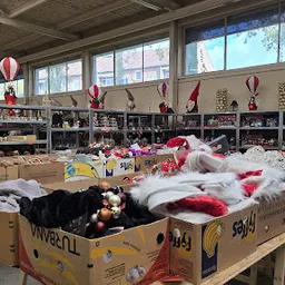 Bezoeker foto van Kringloopwinkel Goedkoop & Zo Breda Valkenstraat in Breda