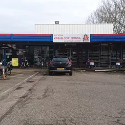 Kringloopwinkel Kringloopwinkel Gouda | 5500 m2 winkelruimte | woningontruiming | woning leegruimen | opbrengst naar Stg. ...