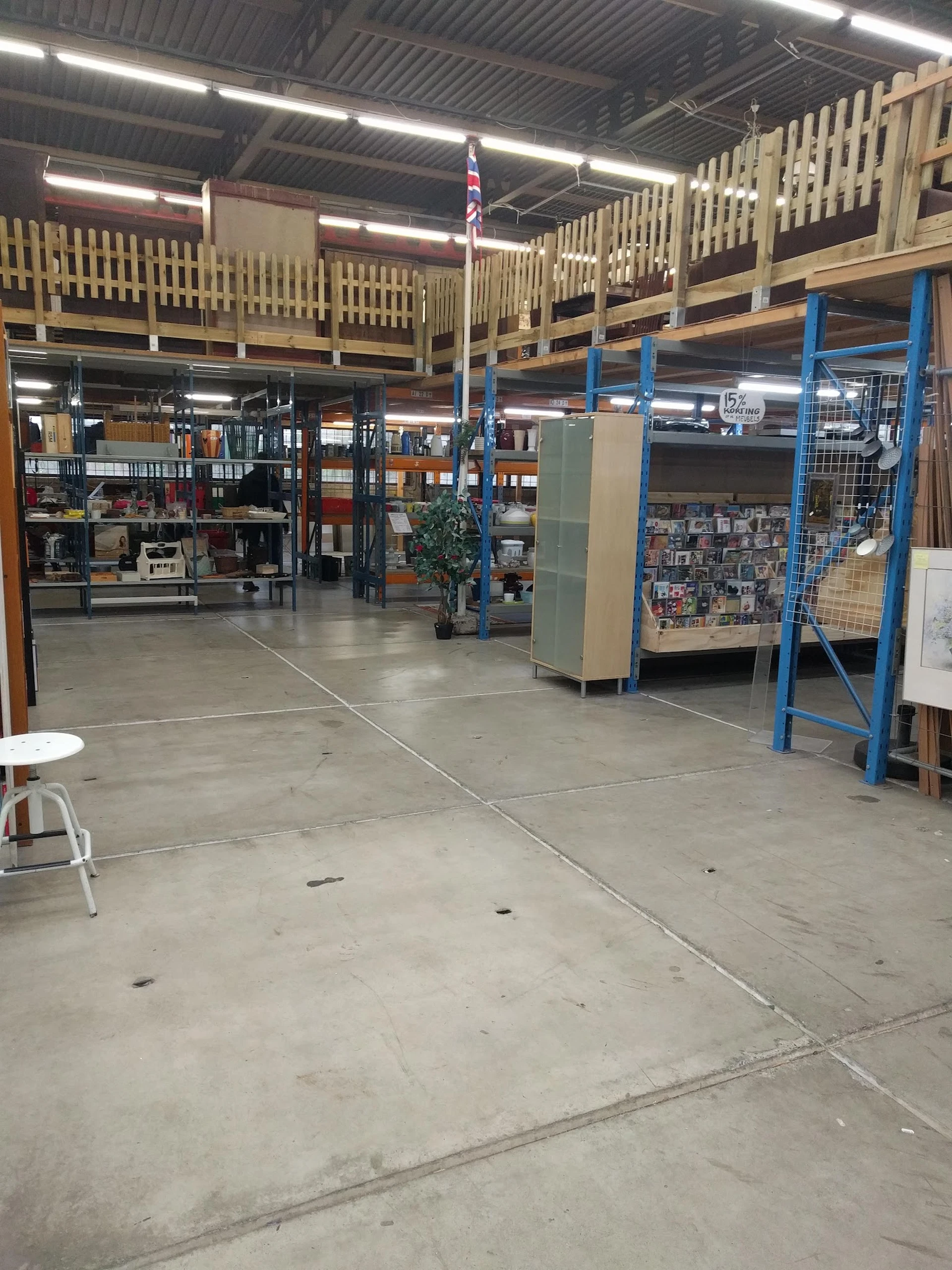 Bezoeker foto van Kringloopwinkel Leiderdorp in Leiderdorp