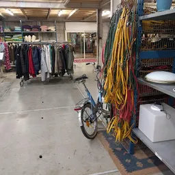 Bezoeker foto van Kringloopwinkel Leiderdorp in Leiderdorp