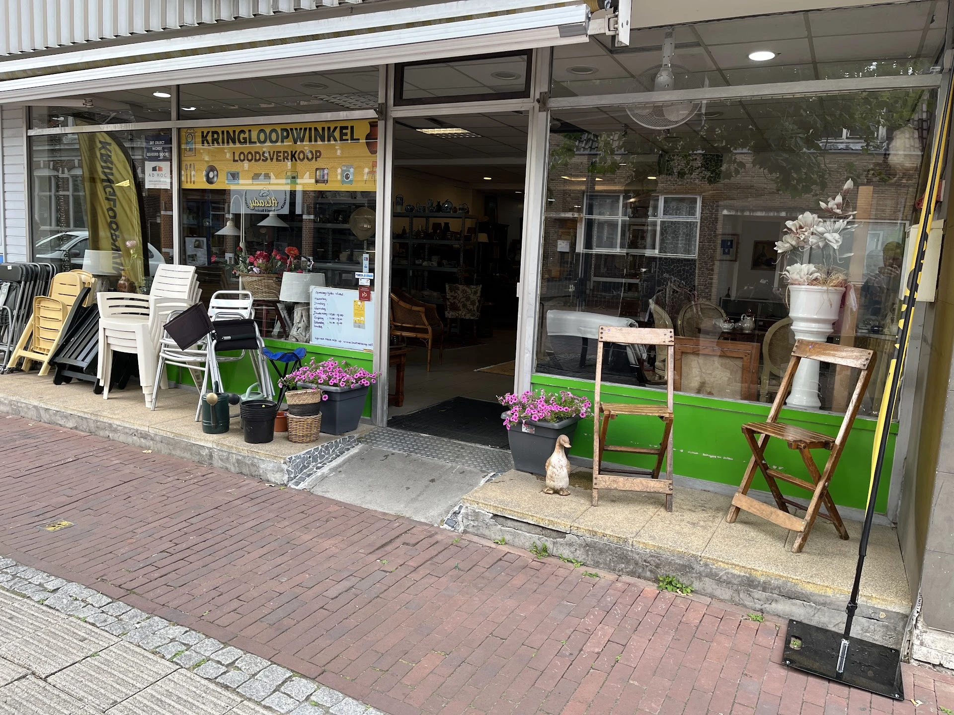 Kringloopwinkel Kringloopwinkel Loodsverkoop in Assen