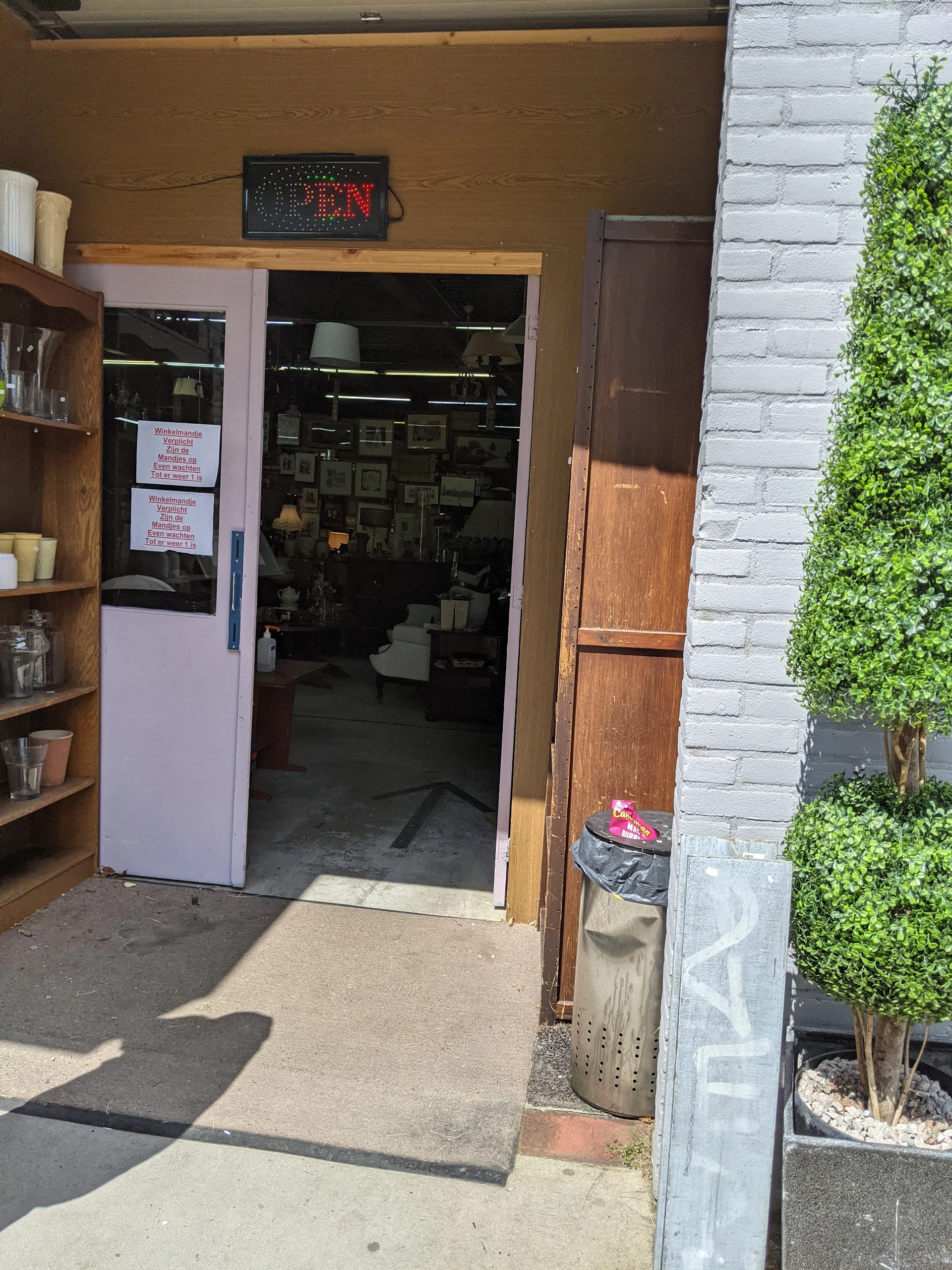 Kringloopwinkel Kringloopwinkel Marcel in Nijmegen