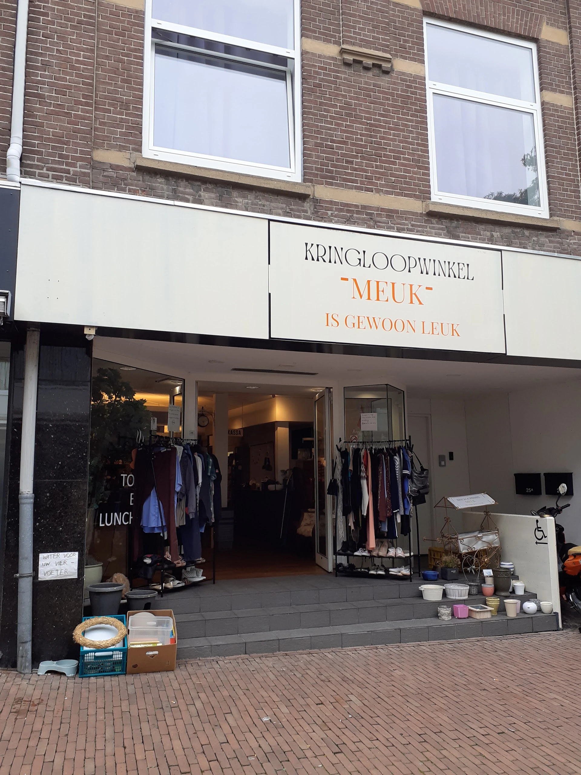 Kringloopwinkel Kringloopwinkel Meuk in Hoensbroek