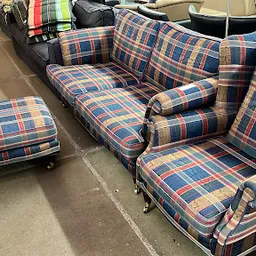 Bezoeker foto van Kringloopwinkel Muttathara in Castricum