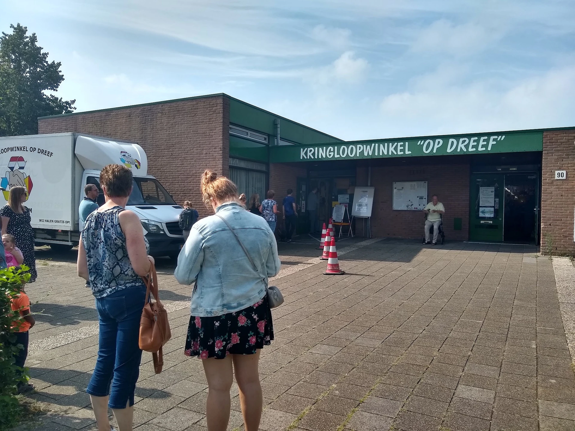 Bezoeker foto van Kringloopwinkel Op Dreef in Sassenheim
