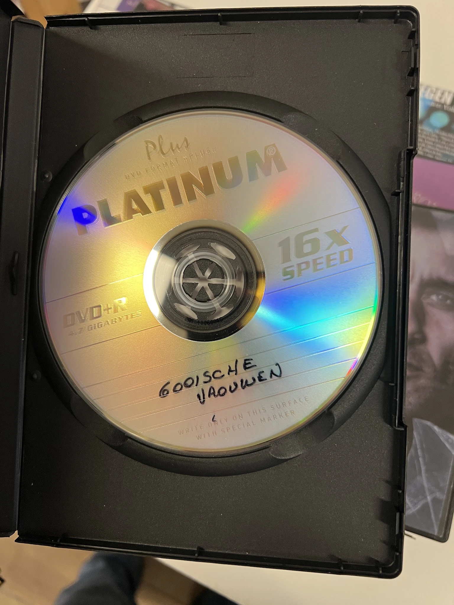 DVD-R Platinum schijf met handgeschreven opschrift 'Gooische Hondjes'