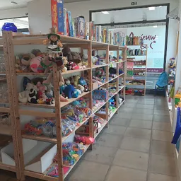 Bezoeker foto van Kringloopwinkel Opnieuw & Co Mortsel in Mortsel