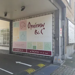 Bezoeker foto van Kringloopwinkel Opnieuw & Co Mortsel in Mortsel