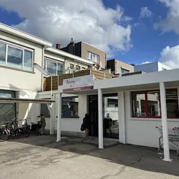 Bezoeker foto van Kringloopwinkel Opnieuw & Co Mortsel in Mortsel