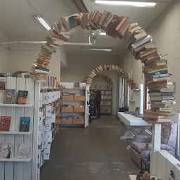 Bezoeker foto van Kringloopwinkel Opnieuw & Co Mortsel in Mortsel
