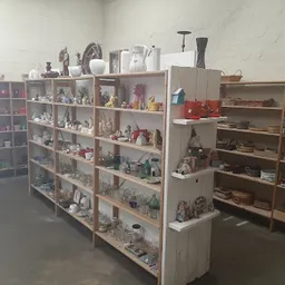 Bezoeker foto van Kringloopwinkel Opnieuw & Co Mortsel in Mortsel